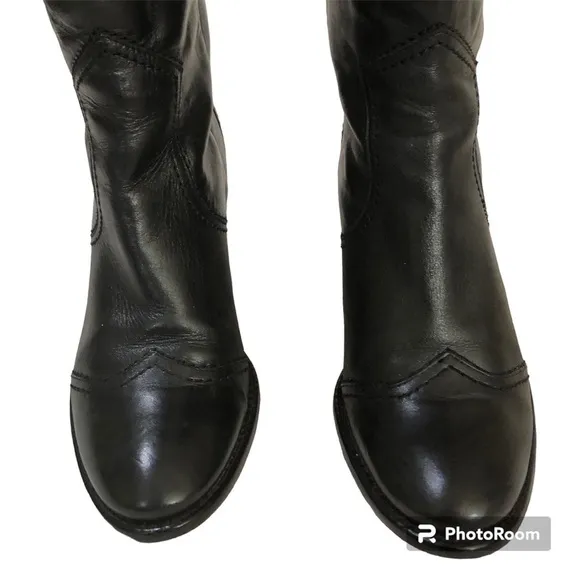 BCBGeneration BG Silk Black Leather Mid Calf Pull On Heeled Boots Size 7.5