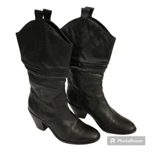 BCBGeneration BG Silk Black Leather Mid Calf Pull On Heeled Boots Size 7.5