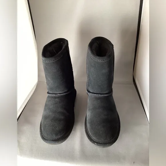 BearPaw black Emma suede pull on youth boots
