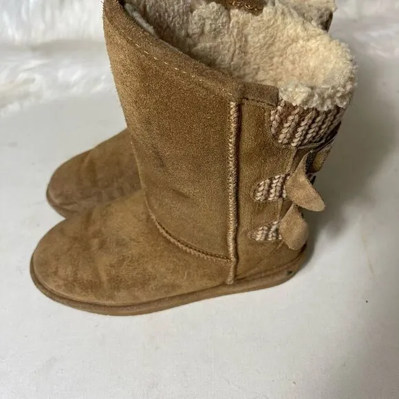 BearPaw youth suedes and back knit boots with sheep skin wool blend lining SZ4