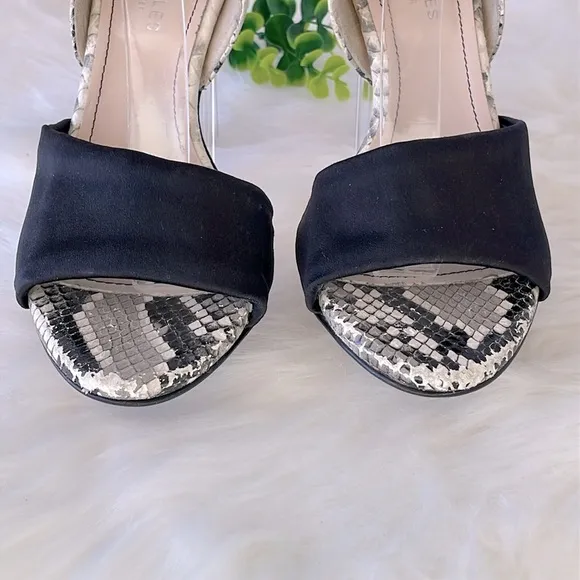 BEAUTIISOLES “Dori” Leather Peep Toe Heels
