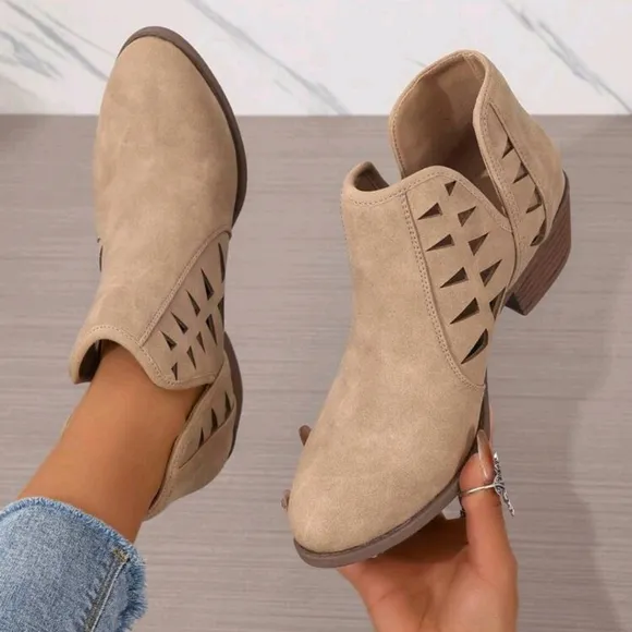 Beige Hollowed-Out Thick Heel Women's Ankle Boots And Short Boots