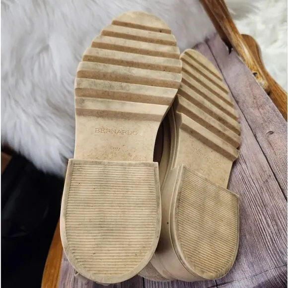Bernardo Dove Womens Chelsea Sand Tan Pull-on Suede Leather Boots Sz 11