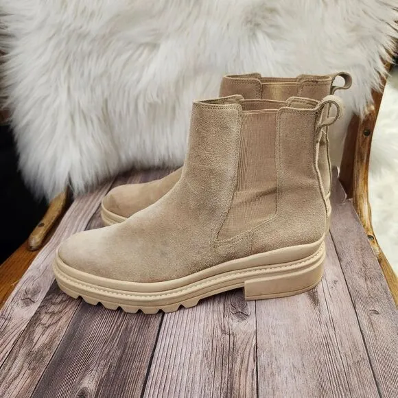 Bernardo Dove Womens Chelsea Sand Tan Pull-on Suede Leather Boots Sz 11