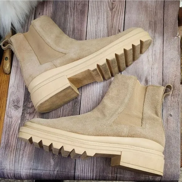 Bernardo Dove Womens Chelsea Sand Tan Pull-on Suede Leather Boots Sz 11