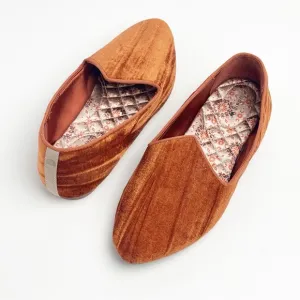 BIRDIES Heron Crushed Velvet Burnt Orange Almond Toe Slip On Loafers, Size 8
