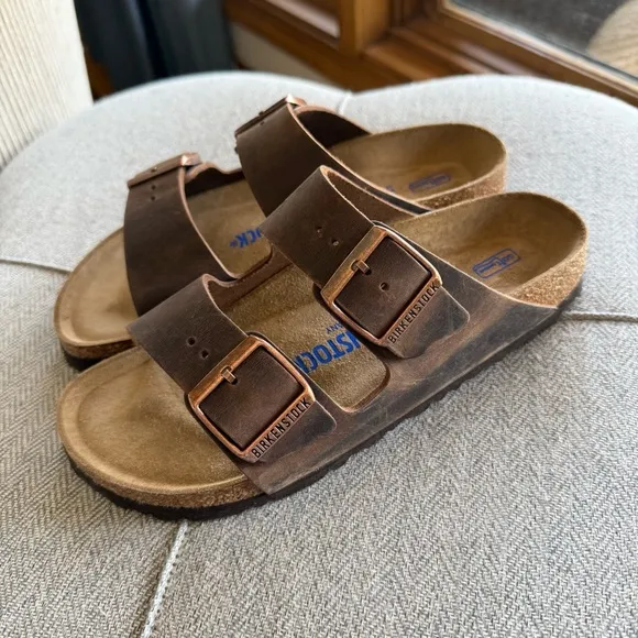 Birkenstock Arizona Brown Sandals with Adjustable Straps