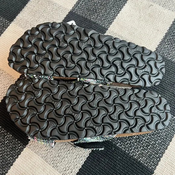 Birkenstock Siena Synthetic Material/Textile Cross-Over Sandals Vegan Size 8 NWT