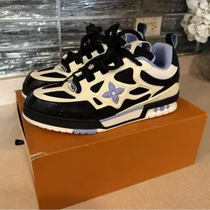 Black and Cream Sneakers with Chunky Silhouette