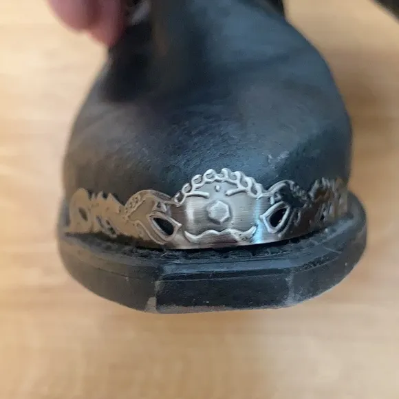 Black leather pull on boots with metal rivets 9.5M