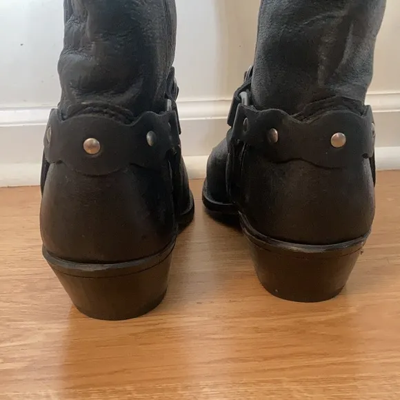 Black leather pull on boots with metal rivets 9.5M