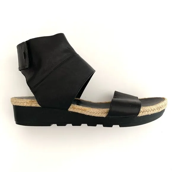 Black Leather Sandals with Espadrille Sole sz 10 Boho Modern Leganlook Scrunched