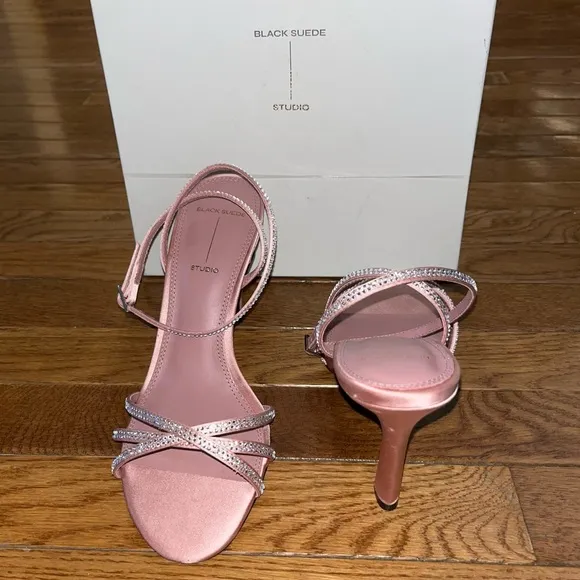 Black Suede Studio Serafina Ankle Strap Sandals Dusty Rose Satin Women’s 8.5