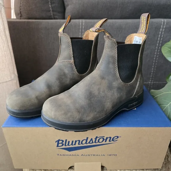 Blundstone All-Terrain Chelsea Boots #2056