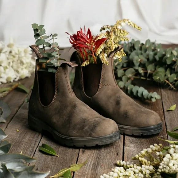 Blundstone Rustic Brown 585 Chelsea Boots Elastic Ankle Booties Boho AU5 | 8US