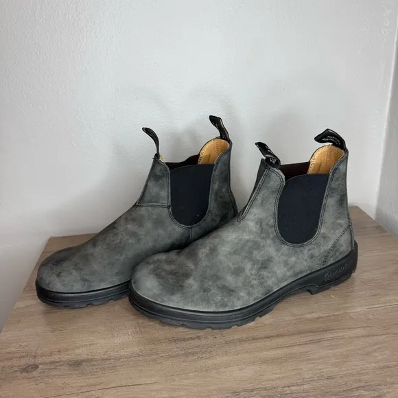 BLUNDSTONE’S MEN'S ALL-TERRAIN CHELSEA BOOTS - RUSTIC BLACK