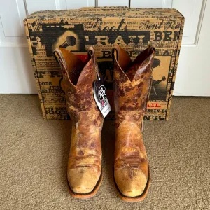 BNIB Bent Rail Cowboy Boots