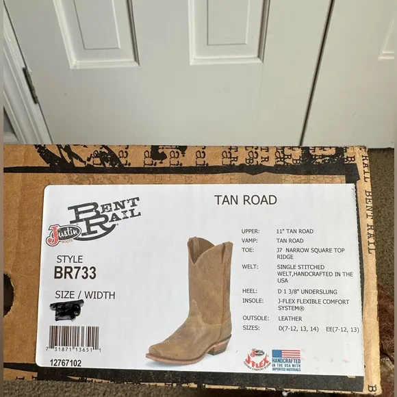 BNIB Bent Rail Cowboy Boots