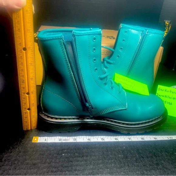 BNIB Dr Martens Teal Green 1460’s 8 Eyelet UK 4 US 6 or Big Kids Youth 4 $FIRM