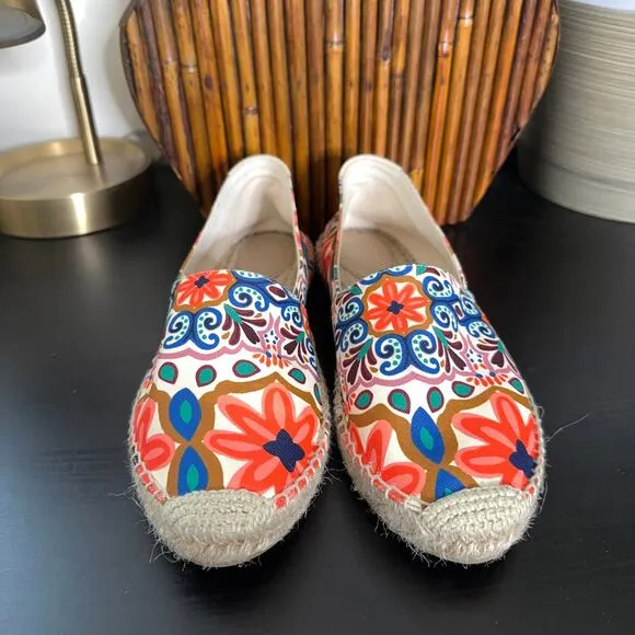 BODEN Classic Flat Espadrilles Ivory Tapestry Floral Mod Multi Sz 41 / 9.5