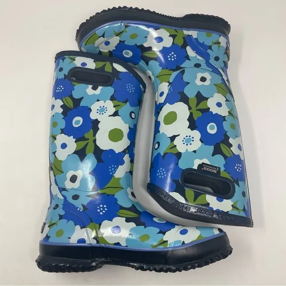 Bogs Raid Boots NWOT Flower Design Blue White sz 7