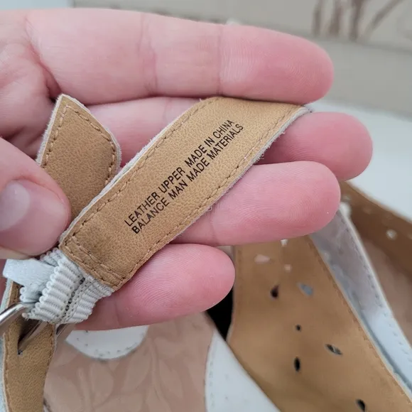 Born Andaya White Leather Slingback Wedge Sandals Size 9 EU 40.5 Summer Spring