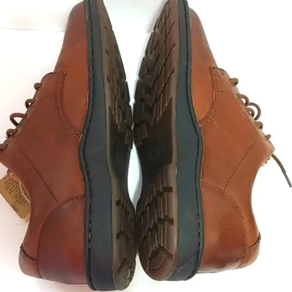 BORN BROWN LEATHER LACE UP LOAFERS NWT SIZE 8