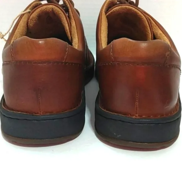 BORN BROWN LEATHER LACE UP LOAFERS NWT SIZE 8