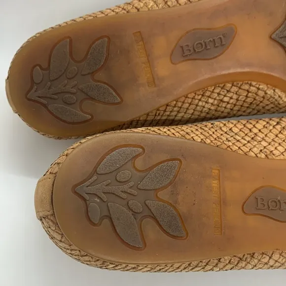 BORN Carri Cork Leather Ballet Flats Taupe/Tan 8 Slip-On Bow Accent Casual