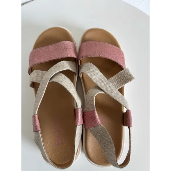 Born Kasady Sandals Pink Soft Leather Size 8