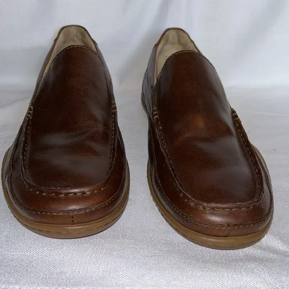 Born Loafers Brown Leather Moc Toe Round Slip On Shoes Size US 9.5M EUC