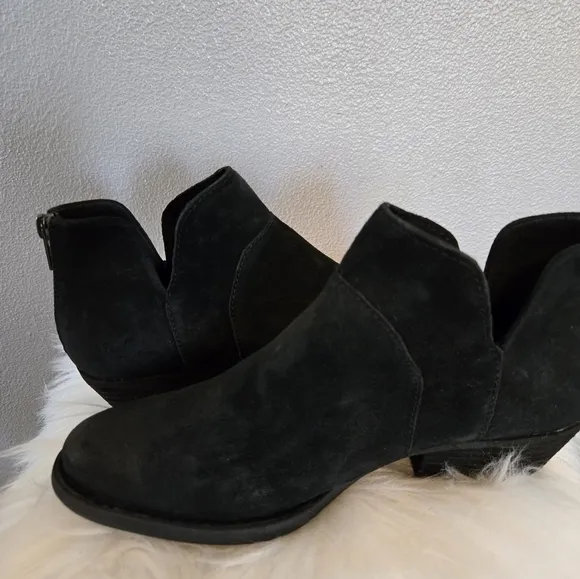 Born Shari Boots