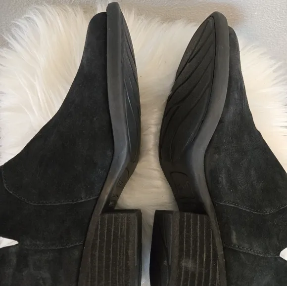 Born Shari Boots