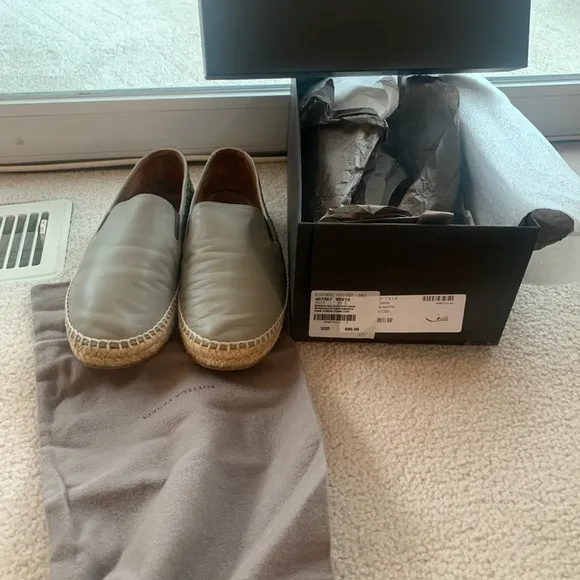 Bottega Veneta EUC 39 sz 9 signature weave  grey espadrilles original box bag