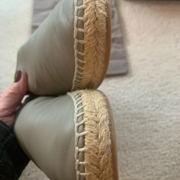 Bottega Veneta EUC 39 sz 9 signature woven espadrilles flats original box bag