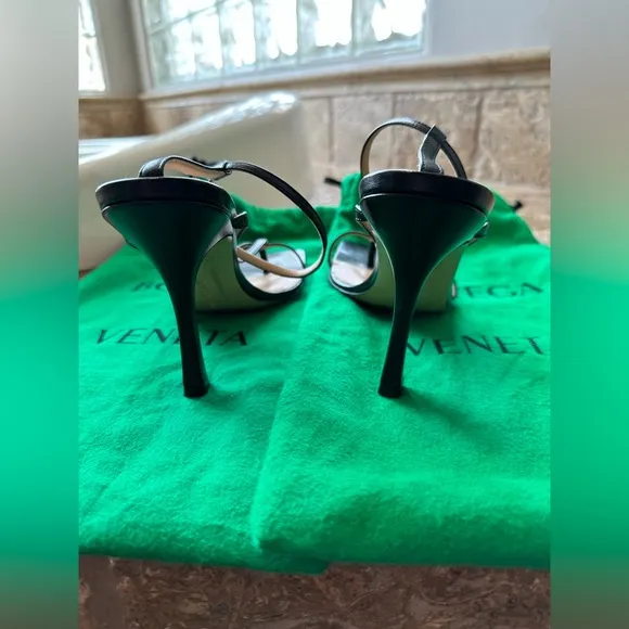 Bottega Veneta Stretch Strap Sandals💋