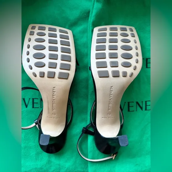 Bottega Veneta Stretch Strap Sandals💋