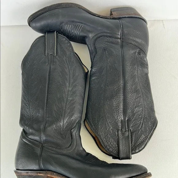 Boulet Black Leather Cowboy Boots with Pull-On Style