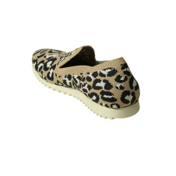 BRAND BEW IN BOX! VANELI BEIGE LEOPARD STRETCH KNIT VERNE SIZE 9.5