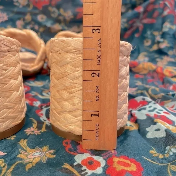 Brand New Steve Madden Braided Natural Straw Large Strap Slides Heeled Sandals