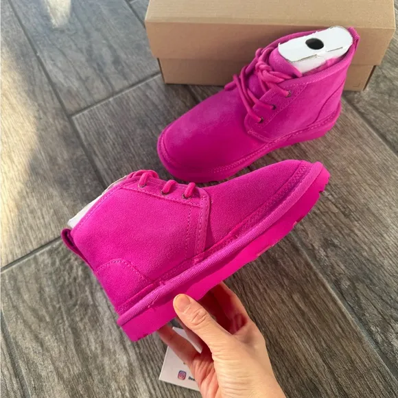 Brand New UGG Kids Neumel II Boots 1017320K-RCR Pink