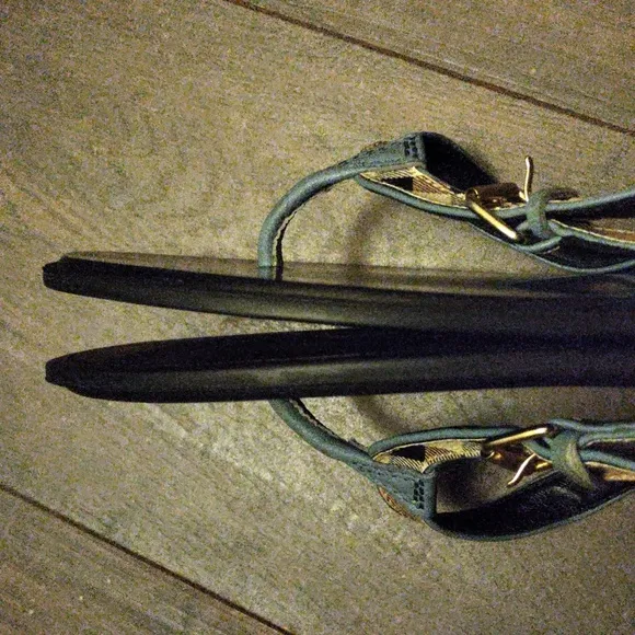 Burberry Nova Check Thong Sandals