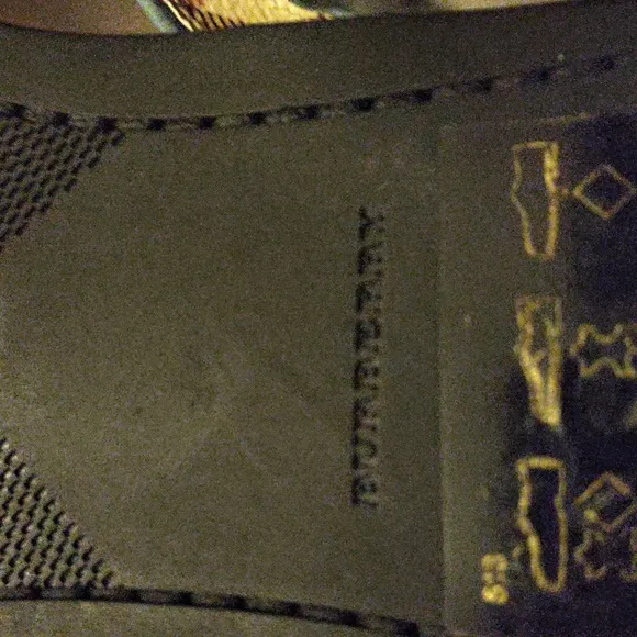 Burberry Nova Check Thong Sandals