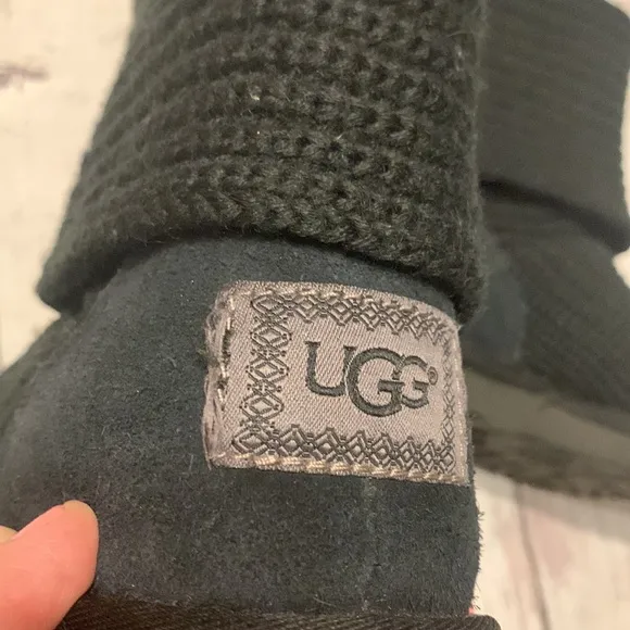 Cardy button knit Ugg boots