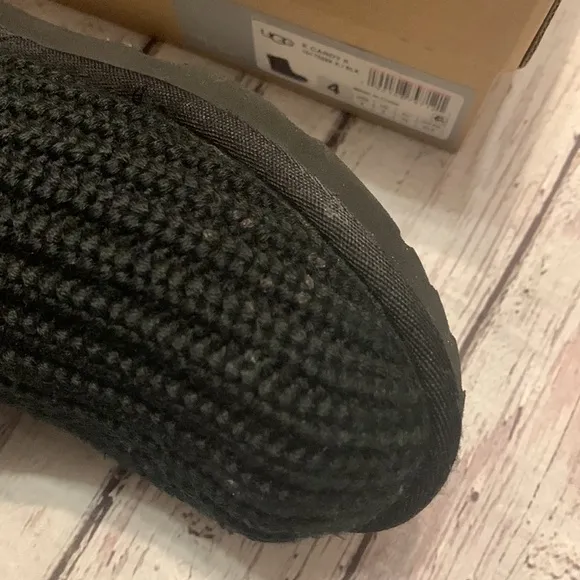 Cardy button knit Ugg boots