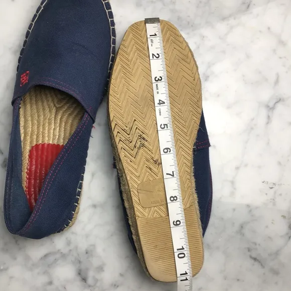 Carolina Herrera Mens espadrilles Classic navy blue Size 8.5