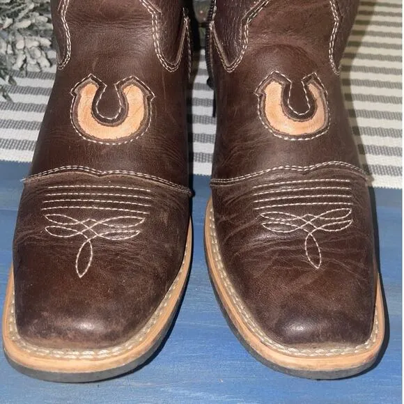 Carreta Boys Western Boots Youth Size 11 Square Toe  Pull On Embroidered Accents