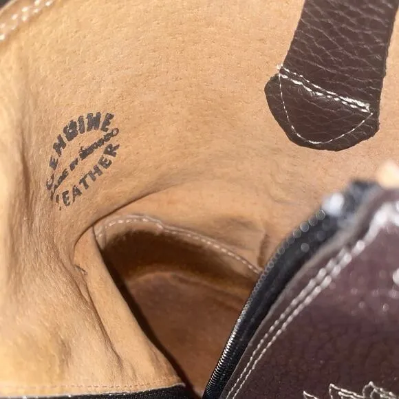 Carreta Boys Western Boots Youth Size 11 Square Toe  Pull On Embroidered Accents