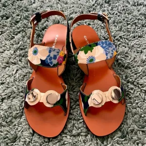 Carven Embellished Flower-Print Sandals | NIB | Size 38