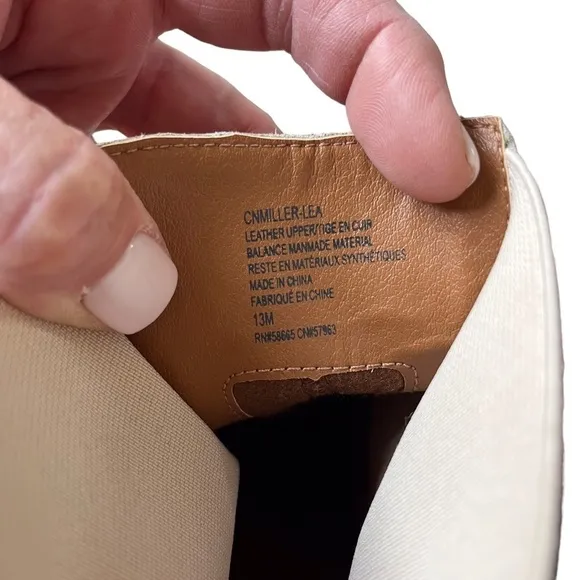Caslon Miller Chelsea Boot Water Resistant Cream Size 13 Lug Sole Ankle Bootie